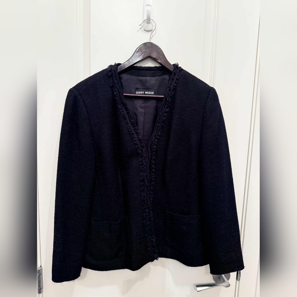 Gerry Weber Elegant Black Blazer